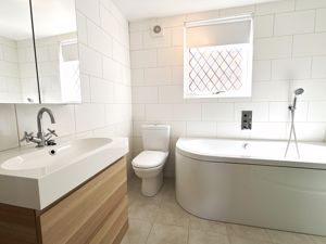 Photo 14- click for photo gallery